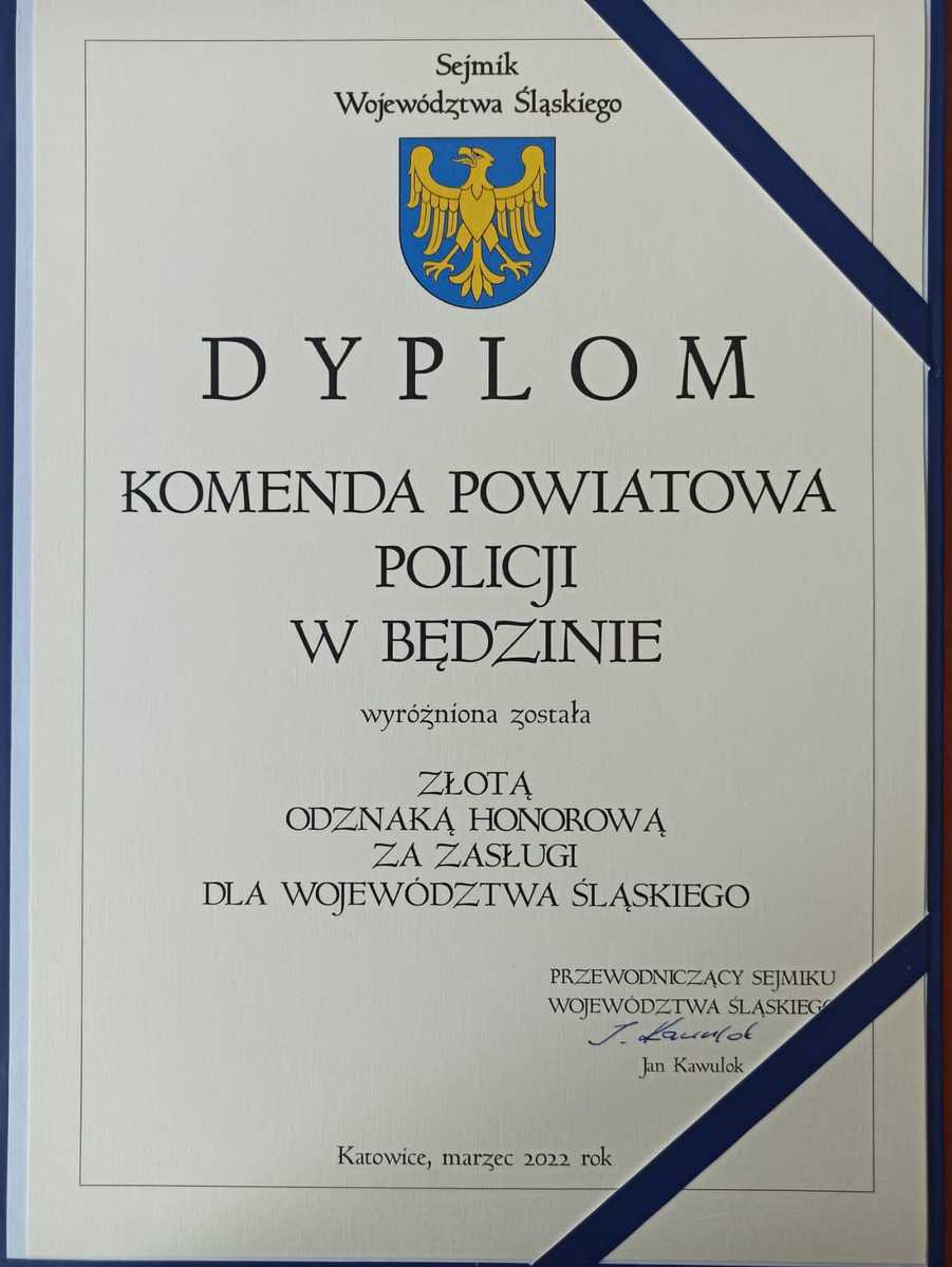 Dyplom dla Komendy Powiatowej Policji w Będzinie za zasługi dla województwa śląskiego