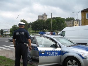 Funkcjonariusz Wydziału Ruchu Drogowego KPP Będzin, wykonujący czynności służbowe.