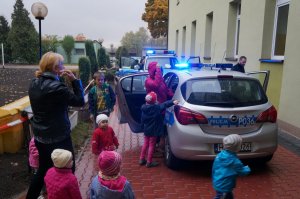 Smoczyca Klara na spotkaniu w Domu Dziecka im. Dominika Savio w Sarnowie