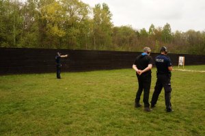 Trening strzelecki będzińskich stróżów prawa