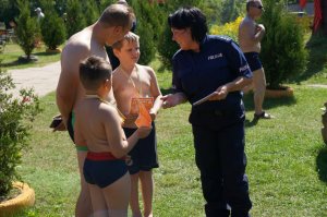 O bezpieczeństwie nad wodą nad zalewem w Rogoźniku