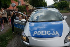 Pluszowa policjantka z wizytą w Przedszkolu &quot;u Babuni&quot;