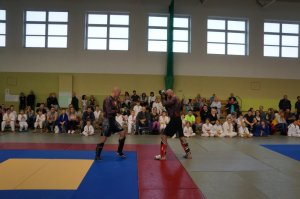 Mikołajkowy turniej judo z będzińskimi policjantami