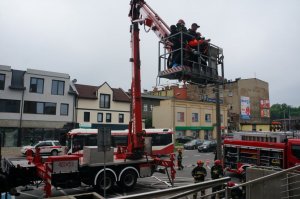 Pożar w będzińskiej komendzie - ćwiczenia służb ratowniczych