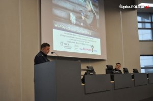 Zdjęcia z konferencji inaugurującej projekt profilaktyczny „Cyberprzestrzeń-współczesne zagrożenia”