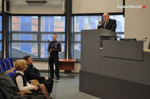 Zdjęcia z konferencji inaugurującej projekt profilaktyczny „Cyberprzestrzeń-współczesne zagrożenia”