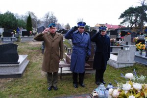 Oficjalna delegacja na grobach zasłużonych