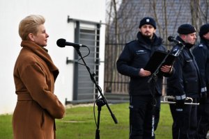 Senator RP Beata Małecka-Libera podczas przemówienia.