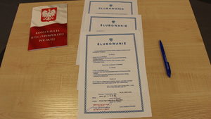 Akty ślubowania obok Konstytucji Rzeczypospolitej Polskiej