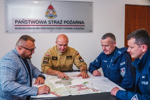 Zdjęcie grupowe Zespołu Zarządzania Kryzysowego.